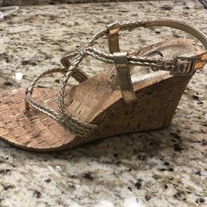 Gianni Bini gold wedge sandals